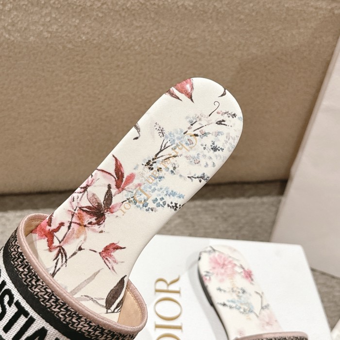 Dior Women Shoes DWAY HEELED SLIDE Embroidered Cotton Luxury Brand Womens Sandals Slippers with Original Box KCQ244ERC_S56B