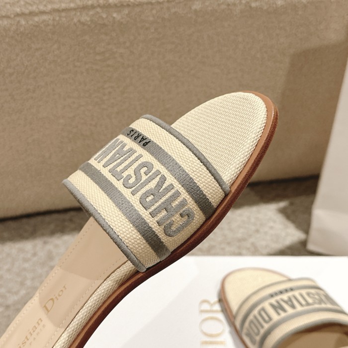Dior Women Shoes DWAY HEELED SLIDE Embroidered Cotton Luxury Brand Womens Sandals Slippers with Original Box KCQ244ERC_S56B