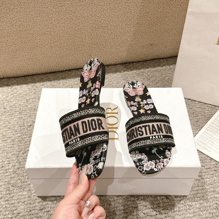Dior Women Shoes DWAY HEELED SLIDE Embroidered Cotton Luxury Brand Womens Sandals Slippers with Original Box KCQ244ERC_S56B