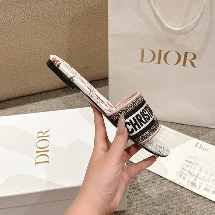 Dior Women Shoes DWAY HEELED SLIDE Embroidered Cotton Luxury Brand Womens Sandals Slippers with Original Box KCQ244ERC_S56B