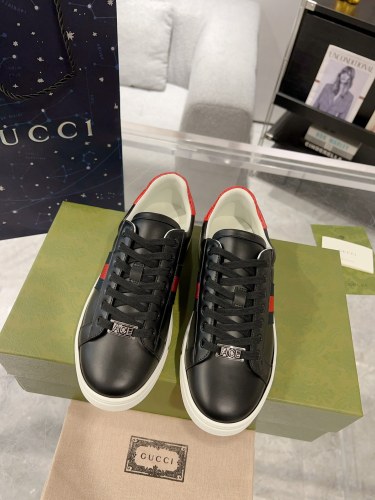 Gucci Mens Womens Unisex Shoes Sneakers Luxury Brand Women's Gucci Ace trainer with Web with Original Box Whatsapp【+1-3239614486】