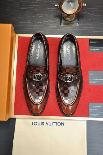 Louis Vuitton Men Shoes Dress Shoes Fashion Luxury Brand Mens Casual Shoes with Original Box whatsapp 【+1-3239614486】