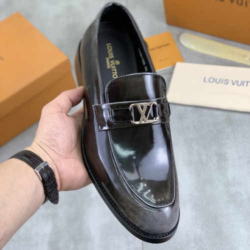 Louis Vuitton Men Shoes Dress Shoes Fashion Luxury Brand Mens Casual Shoes with Original Box whatsapp 【+1-3239614486】