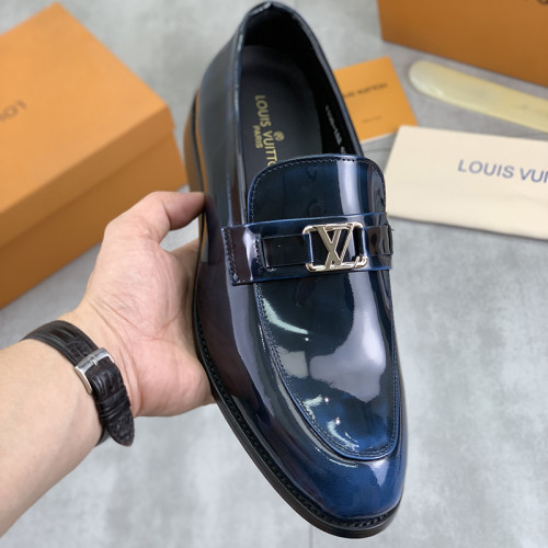 Louis Vuitton Men Shoes Dress Shoes Fashion Luxury Brand Mens Casual Shoes with Original Box whatsapp 【+1-3239614486】