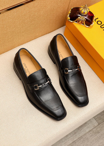 Louis Vuitton Men Shoes Dress Shoes Fashion Luxury Brand Mens Casual Shoes with Original Box whatsapp 【+1-3239614486】