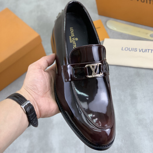 Louis Vuitton Men Shoes Dress Shoes Fashion Luxury Brand Mens Casual Shoes with Original Box whatsapp 【+1-3239614486】