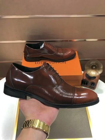 Louis Vuitton Men Shoes Dress Shoes Fashion Luxury Brand Mens Casual Shoes with Original Box whatsapp 【+1-3239614486】