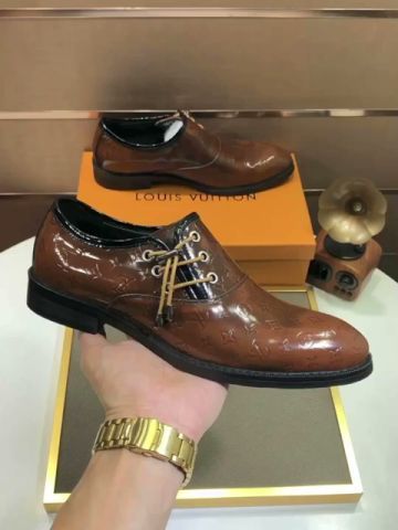 Louis Vuitton Men Shoes Dress Shoes Fashion Luxury Brand Mens Casual Shoes with Original Box whatsapp 【+1-3239614486】