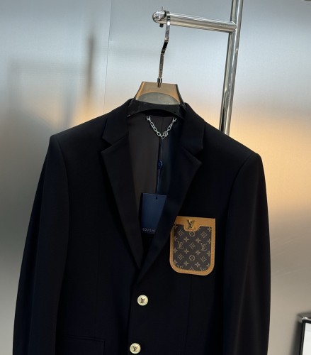 Louis Vuitton Mens Coats Blazers Luxury Brand Mens Coats Fashion Design whatapp 【+1-3239614486】