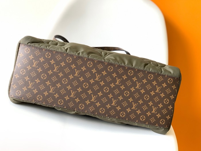 Louis Vuitton Womens Bags Handbags Luxury Brand Louis Vuitton M59005 OnTheGo MM Whatsapp 【+1-3239614486】