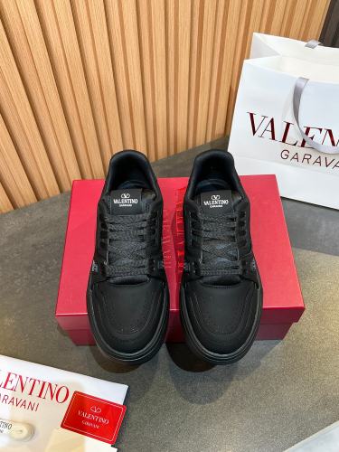 Valentino Womens Mens Unisex Shoes Sneakers Leather Luxury Brand Valentino Garavani Freedots XL calfskin leather trainer with Original Box Whatsapp【+1-3239614486】