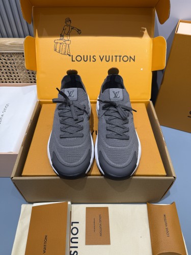 Louis Vuitton Men Shoes Sneakers Fashion Sneakers Luxury Brand 1AILIU LV Runner Tatic Sneaker with Original Box 1A9UOJ Whatsapp【+1-3239614486】