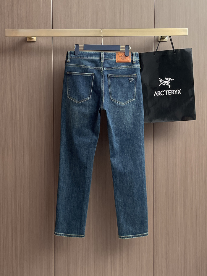 Gucci Luxury Brand Women Mens Jeans Pant Top Quality Whatsapp【+1-3239614486】