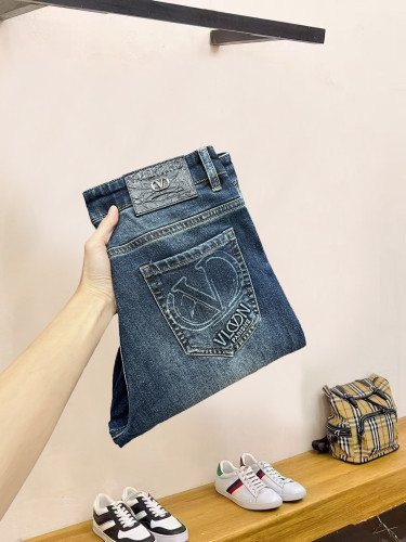 Valentino Luxury Brand Women Mens Pant Jeans Whatsapp 【+1-3239614486】