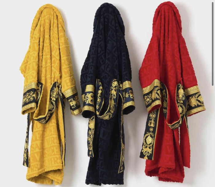 Versace Womens Mens Long Sleeve Robe Luxury Brand Mens Bathrobe Whatsapp【+1-3239614486】