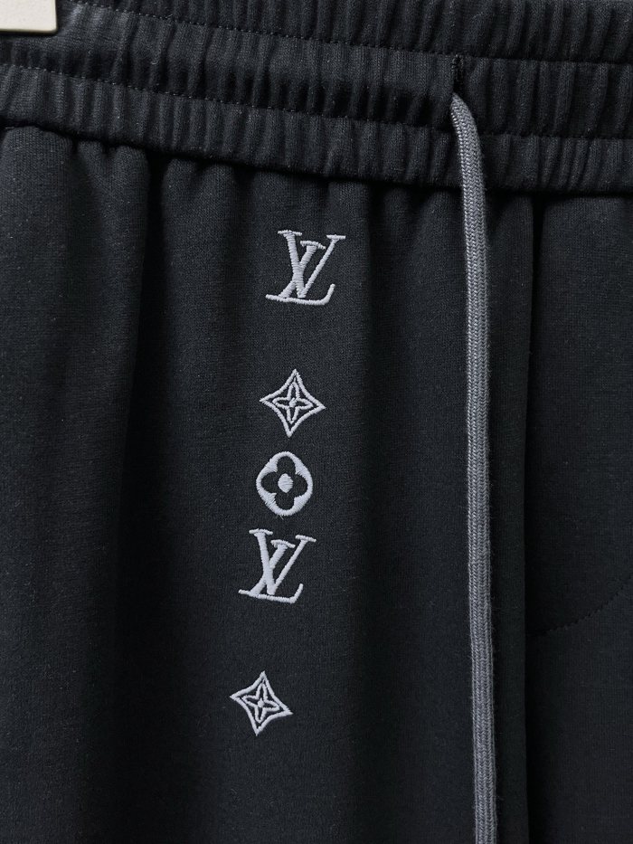 Louis Vuitton Luxury Brand Women Mens Pants Trousers Whatsapp 【+1-3239614486】
