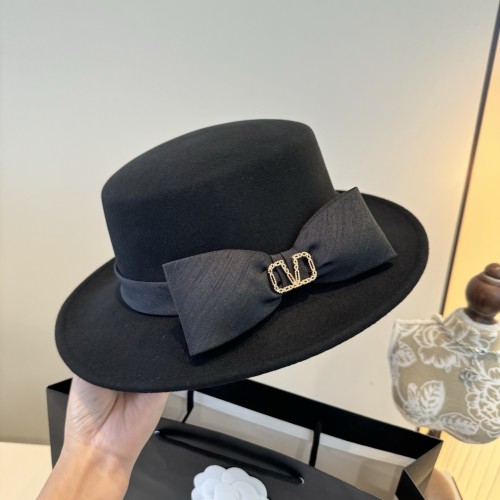 Valentino Womens Hats Luxury Brand Design Prada Beret Hat with Original Box Whatsapp【+1-3239614486】