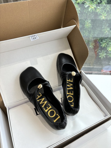 Loewe Womens Shoes Fashion Luxury Brand Casual Pebble Soft ballerina in nappa lambskin with Original Box whatsapp 【+1-3239614486】