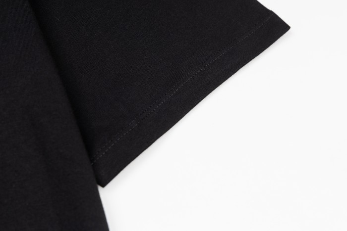 Loewe Luxury Brand Men Womens Short Sleeve T-Shirt Loose fit T-shirt  Whatsapp 【+1-3239614486】