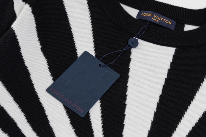 Louis Vuitton Mens Womens Sweaters Knitwear Luxury Brand  Whatsapp【+1-3239614486】