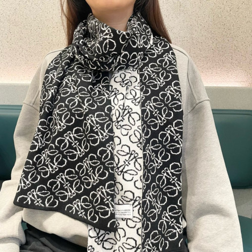 Loewe Scarves Men Womens Fashion Scarf with Original Box Whatsapp【+1-3239614486】