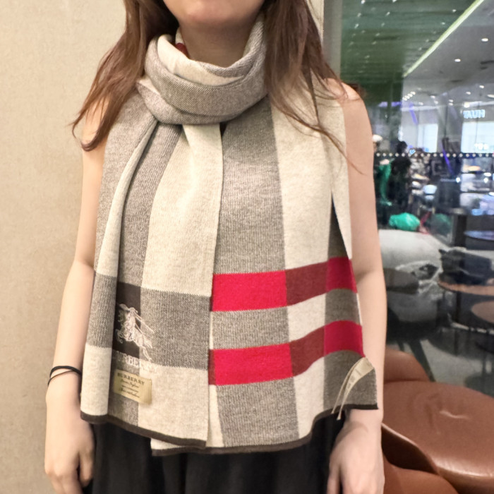 Burberry Scarves Men Womens Fashion Scarf with Original Box Whatsapp【+1-3239614486】