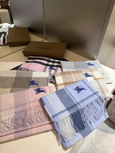 Burberry Scarves Men Womens Fashion Scarf with Original Box Whatsapp【+1-3239614486】