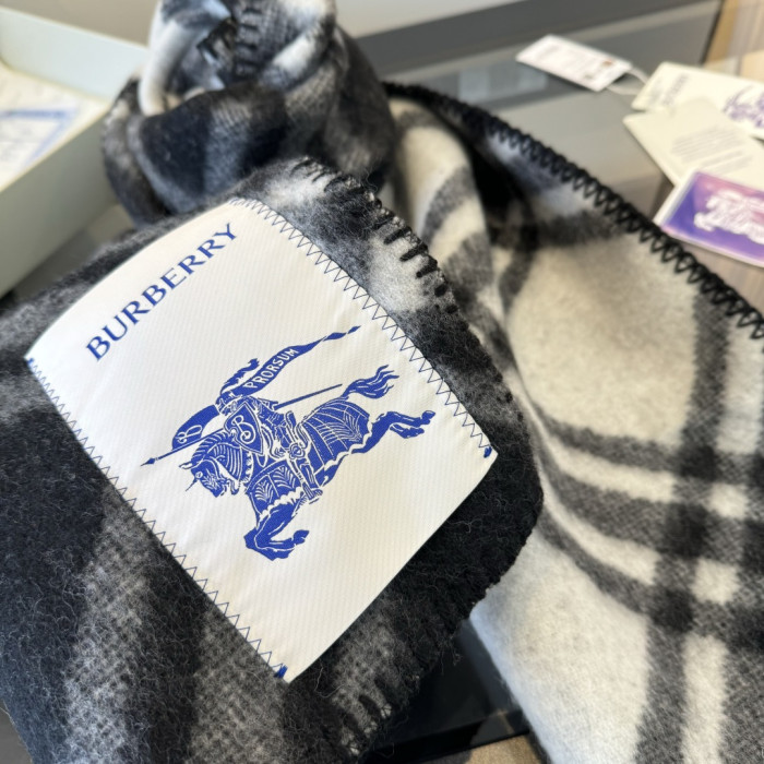 Burberry Scarves Men Womens Fashion Scarf Narrow Check Wool Scarf with Original Box Whatsapp【+1-3239614486】