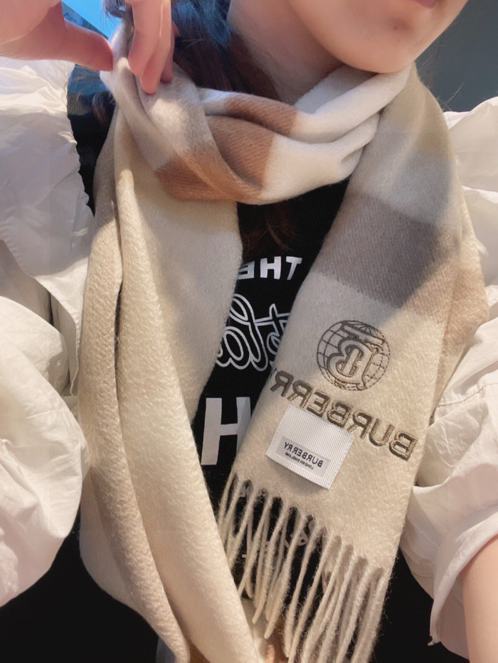 Burberry Scarves Men Womens Fashion Scarf with Original Box Whatsapp【+1-3239614486】