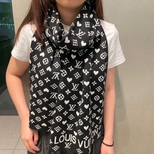 Louis Vuitton Scarves Men Womens Fashion Scarf with Original Box Whatsapp【+1-3239614486】