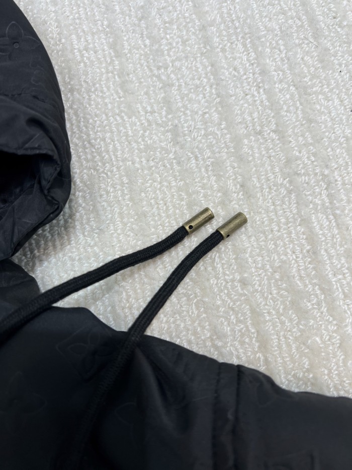 Louis Vuitton Mens Hoodie Coat Luxury Brand Mens Jacket Top Quality Whatsapp【+1-3239614486】