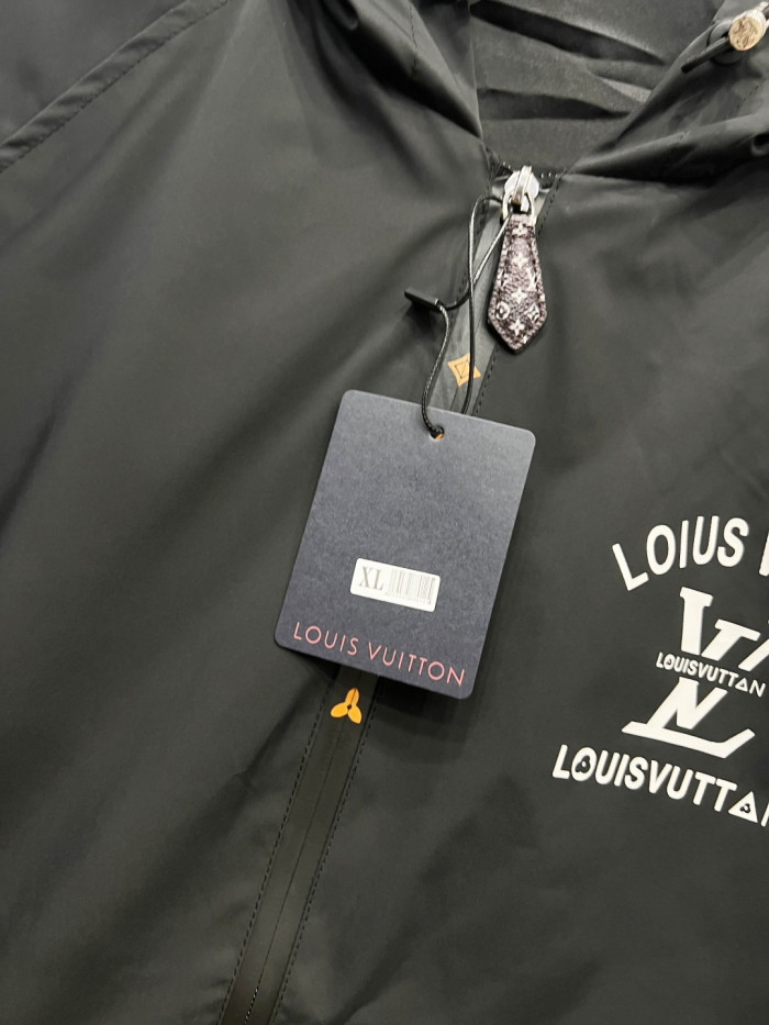 Louis Vuitton Mens Hoodie Coat Luxury Brand Mens Jacket Top Quality Whatsapp【+1-3239614486】