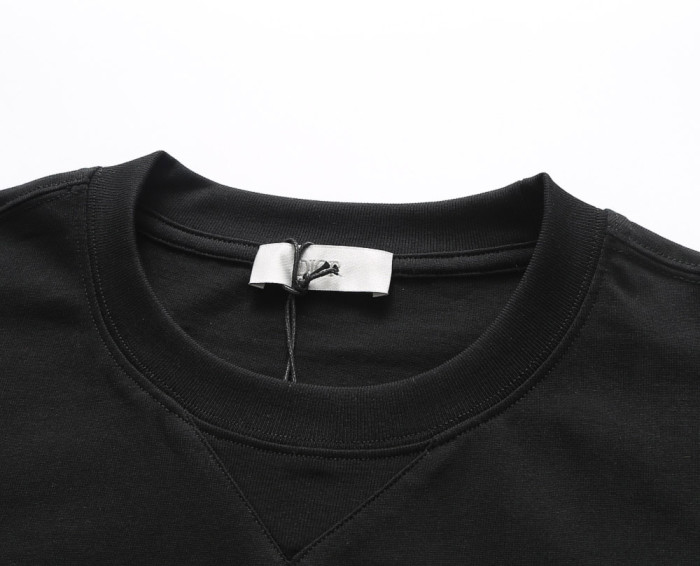 Dior x CACTUS JACK Luxury Brand Women Mens Short Sleeve T-Shirt Whatsapp 【+1-3239614486】
