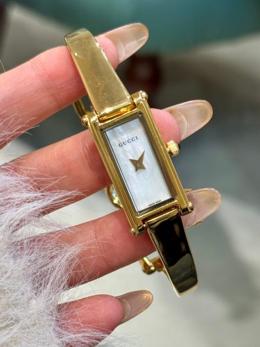 Gucci Womens Watch Luxury Brand Design Fashion Type with Original Box Whatsapp 【+1-3239614486】