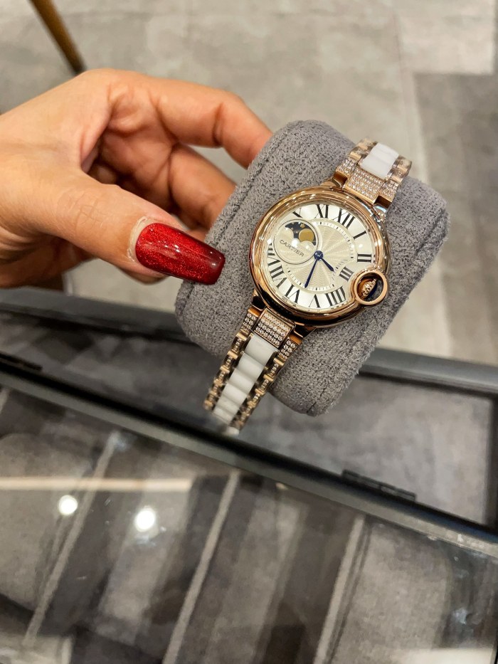 Cartier Womens Watch Luxury Brand Design Fashion Type 33cm with Original Box Whatsapp 【+1-3239614486】