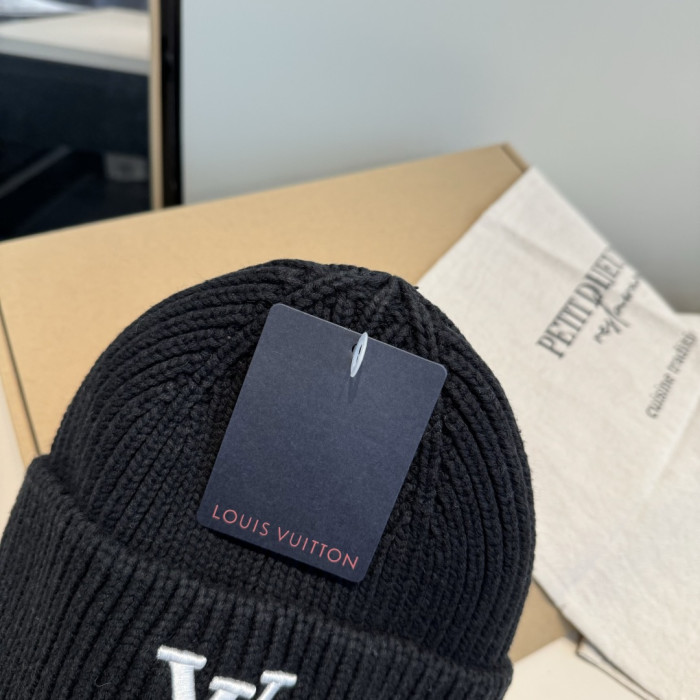 Louis Vuitton Men Womens Cap Knit Hat Luxury Brand with Original Box Whatsapp 【+1-3239614486】