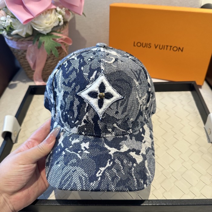 Louis Vuitton Men Womens Cap Baseball Hat Luxury Brand with Original Box Whatsapp 【+1-3239614486】