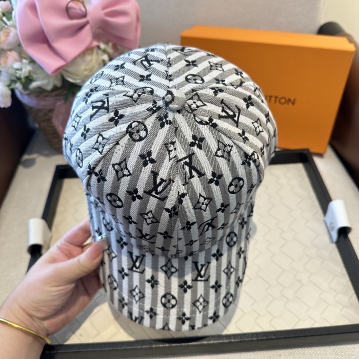 Louis Vuitton Men Womens Cap Baseball Hat Luxury Brand with Original Box Whatsapp 【+1-3239614486】