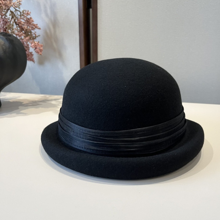 Valentino Womens Hats Luxury Brand Design Prada Beret Hat with Original Box Whatsapp【+1-3239614486】