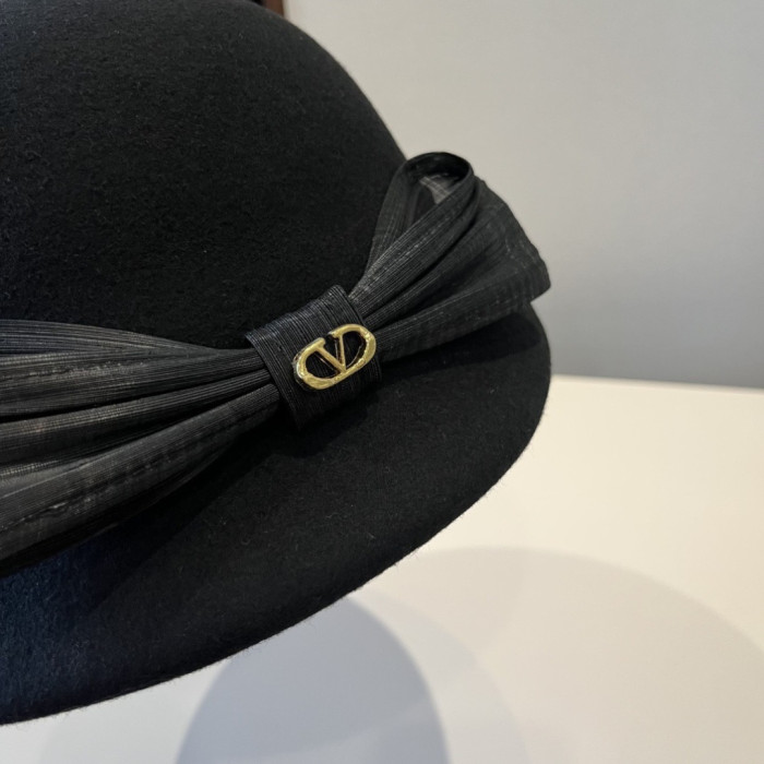 Valentino Womens Hats Luxury Brand Design Prada Beret Hat with Original Box Whatsapp【+1-3239614486】