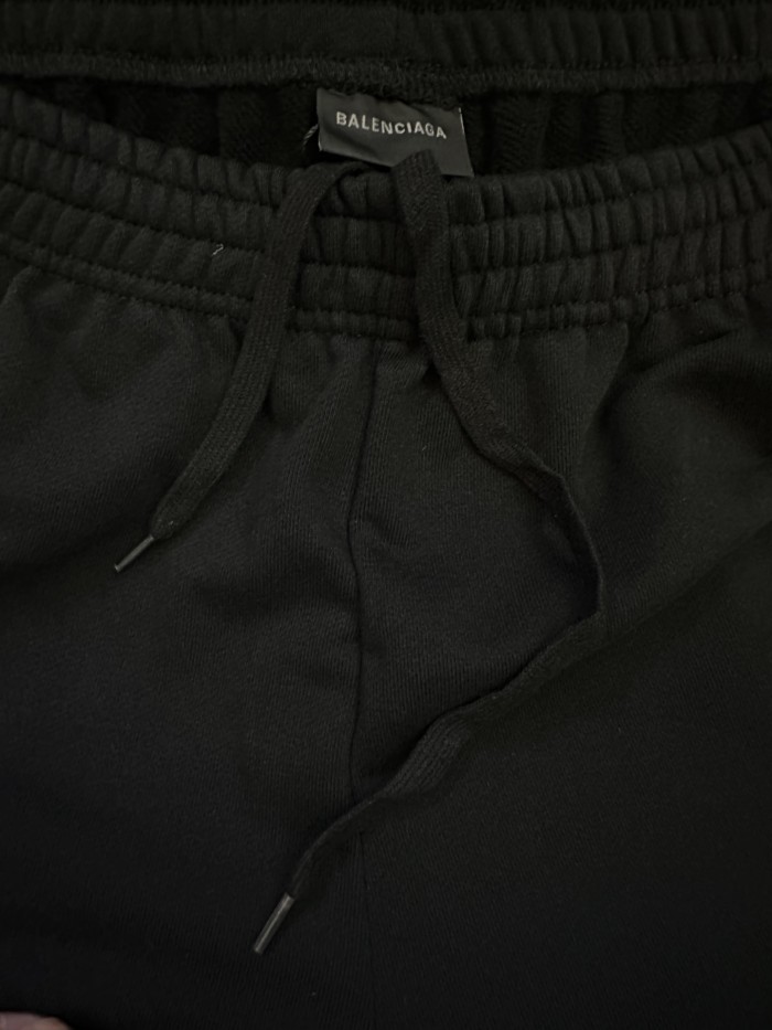 Balenciaga Luxury Brand Women Mens Jogging Pant MEN'S 3B FOOTBALL LARGE SHORTS with Original Box Whatsapp 【+1-3239614486】