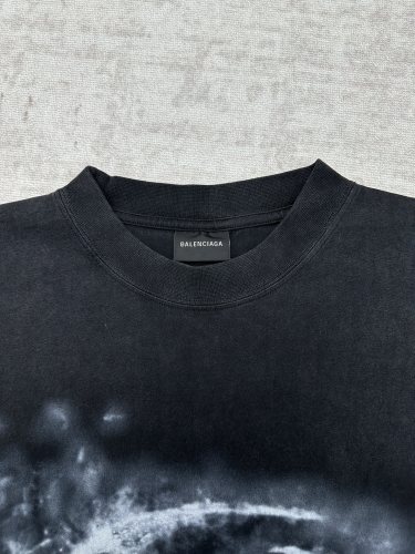 Balenciaga Luxury Brand Women Mens Short Sleeve T-Shirt WASHED CRAYON LOOP  Whatsapp 【+1-3239614486】