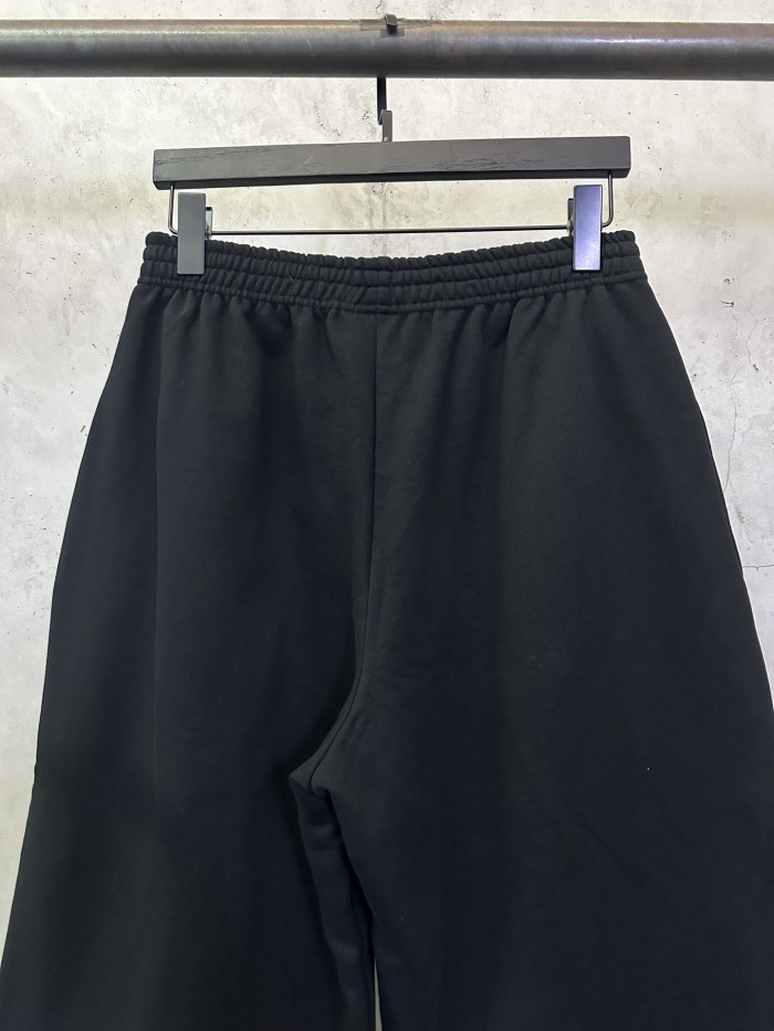 Balenciaga Luxury Brand Women Mens Jogging Pant MEN'S 3B FOOTBALL LARGE SHORTS with Original Box Whatsapp 【+1-3239614486】