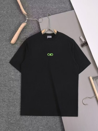 Dior Luxury Brand Women Mens Short Sleeve T-Shirt Whatsapp 【+1-3239614486】