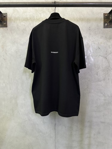 Givenchy Womens Mens Short Sleeve T-Shirt Luxury Brand Whatsapp 【+1-3239614486】