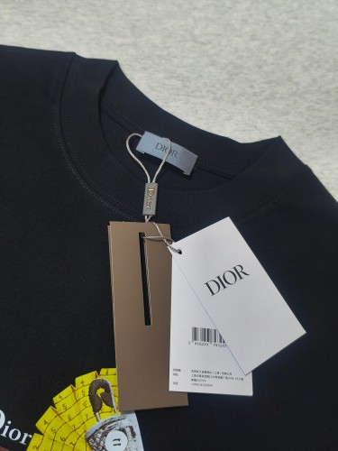 Dior Luxury Brand Women Mens Short Sleeve T-Shirt Whatsapp 【+1-3239614486】