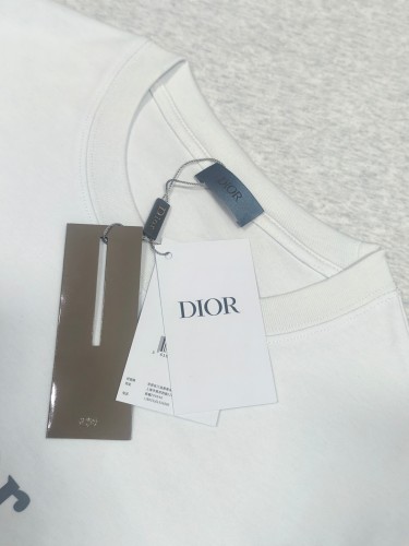 Dior Luxury Brand Women Mens Short Sleeve T-Shirt Whatsapp 【+1-3239614486】