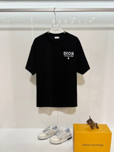 Dior Luxury Brand Women Mens Short Sleeve T-Shirt Whatsapp 【+1-3239614486】