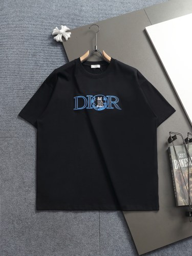 Dior Luxury Brand Women Mens Short Sleeve T-Shirt Whatsapp 【+1-3239614486】