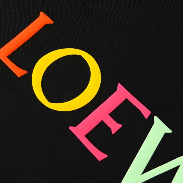 Loewe Luxury Brand Men Womens Short Sleeve T-Shirt Whatsapp 【+1-3239614486】